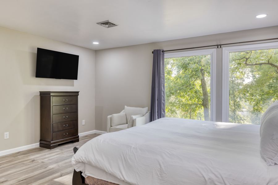 Pool house bedroom
